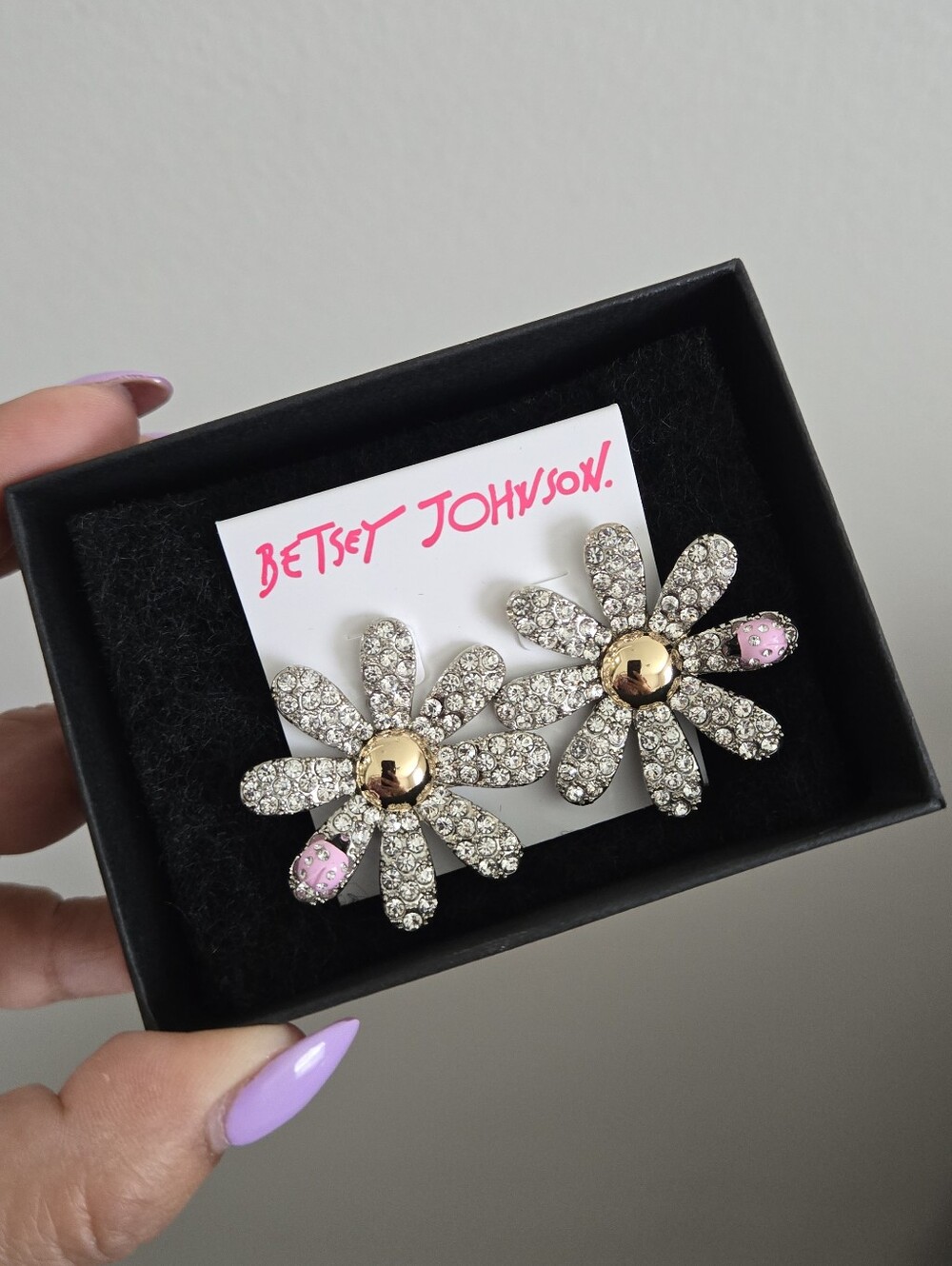 Betsey Johnson Ohh A Daisy Flower Ladybug Earrings, featuring Large daisy